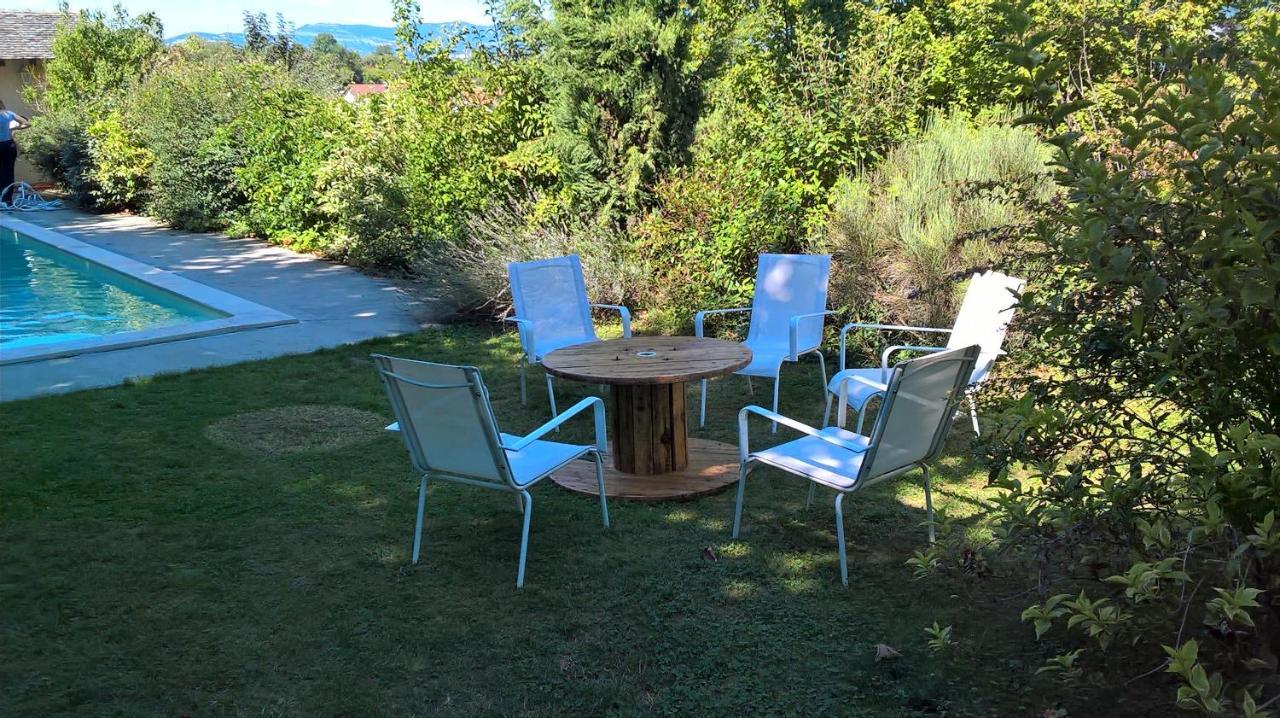 Chambres Et Table L' Echappee Bouvesse-Quirieu Exteriör bild